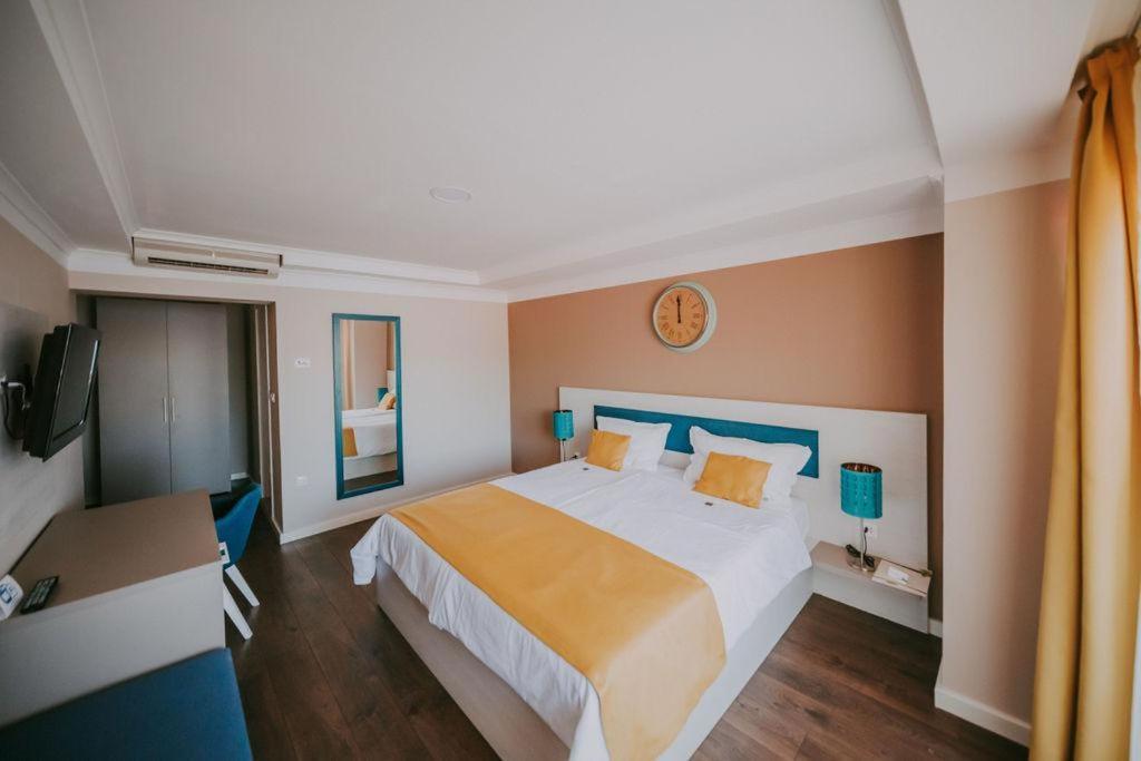 Bellevue Rooms Stara Baska Exterior photo
