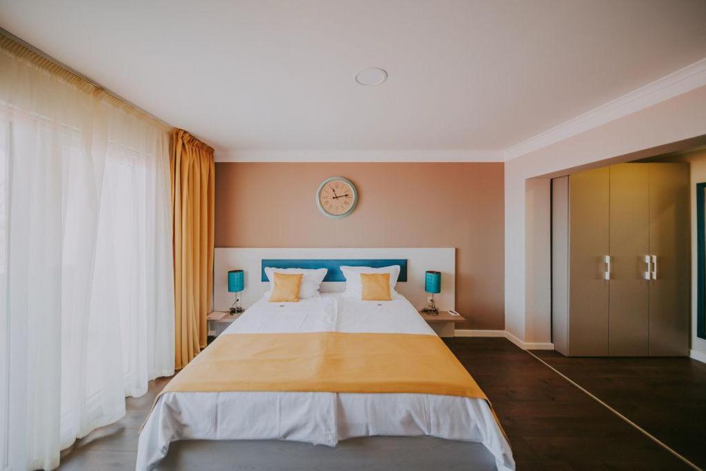 Bellevue Rooms Stara Baska Exterior photo