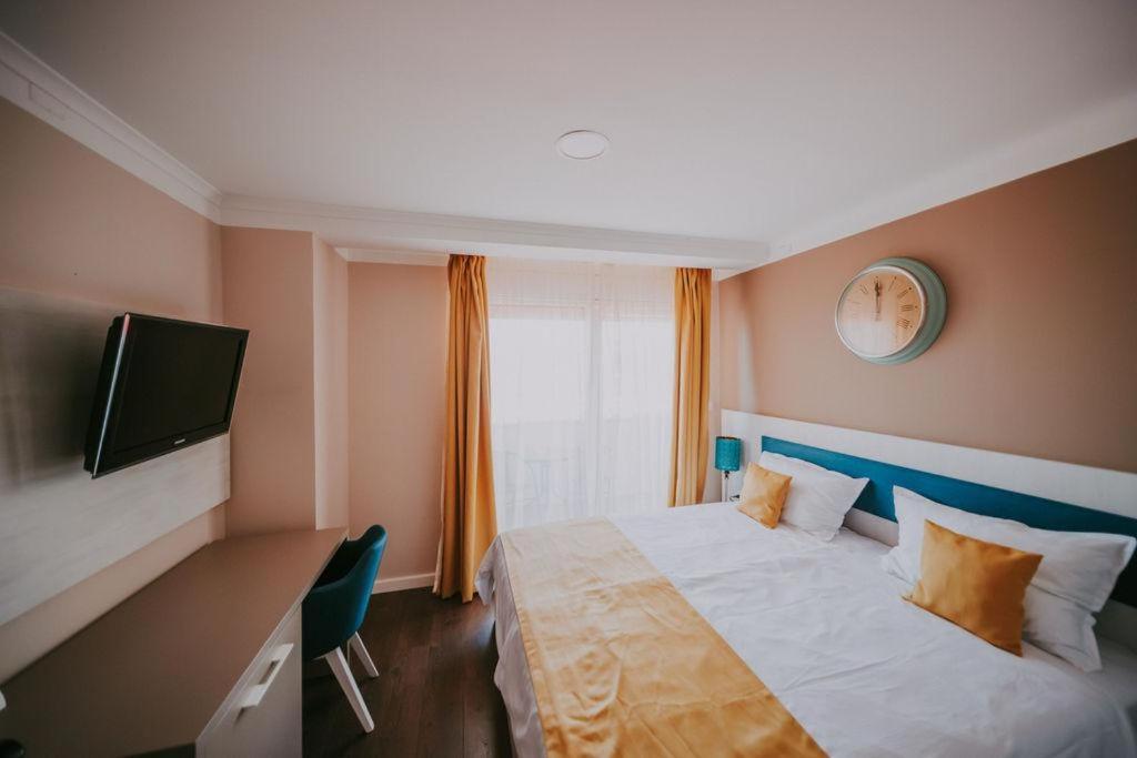 Bellevue Rooms Stara Baska Exterior photo