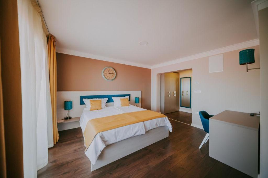 Bellevue Rooms Stara Baska Exterior photo